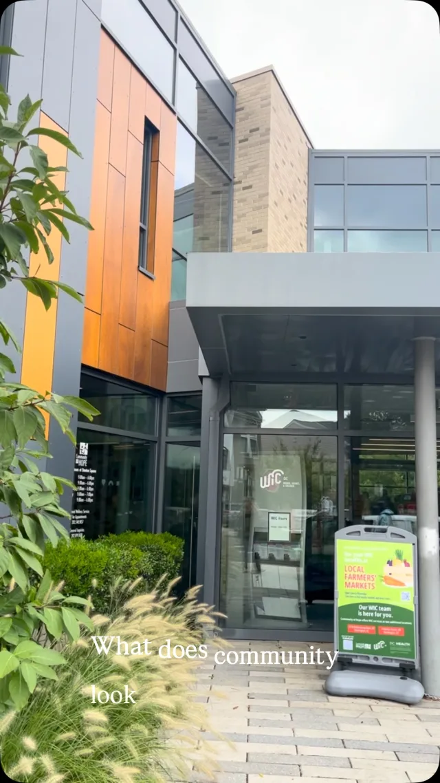 What does community look like?

It&rsquo;s coming together, connecting with community members, and meeting our neighbors where they are. 

Thank you @marthastable for hosting us at your resource fair and bringing the community together!

#ccadw #communitysupport #workingtogether